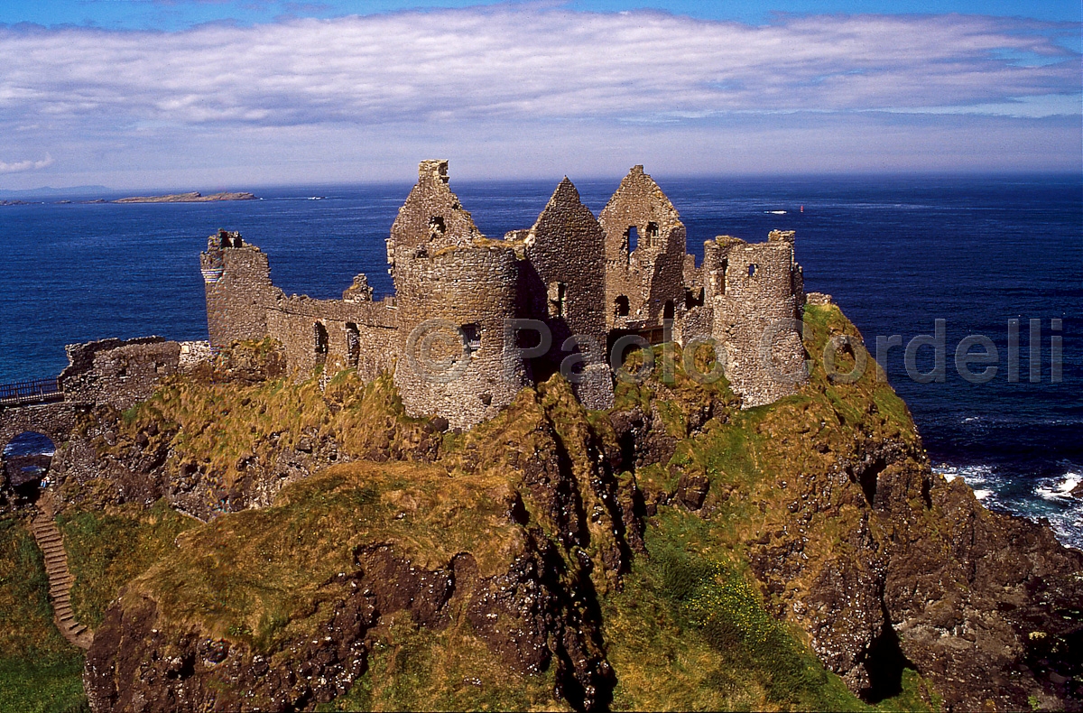 Dunluce Castle,  County Antrim, Northern Ireland
 (cod:Ireland 10)